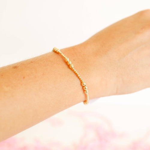 ILY Bracelet in Gold