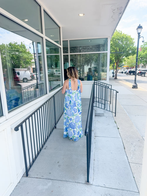 Missy Maxi Dress W/ Scarf