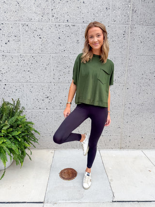 Viral Comfort Pocket Tee